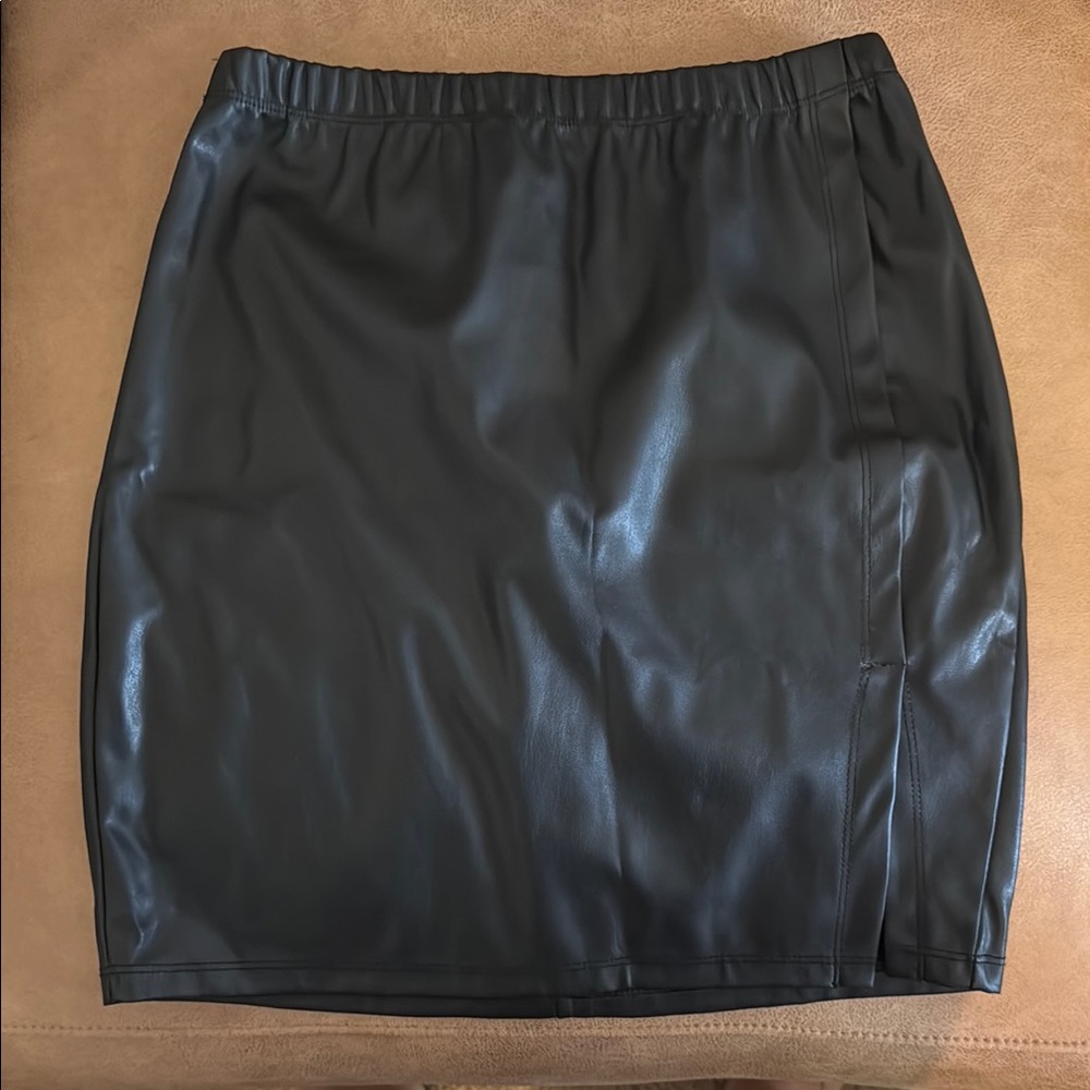 Popular Basics Black Mini Skirt